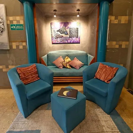 Hr Hotel