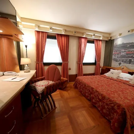 Hotel Hr 3*
