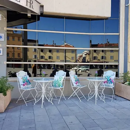 Hr Hotel
