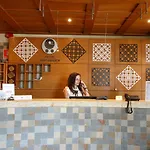 Отель Hr 3*