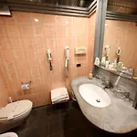 Отель Hr Монфальконе