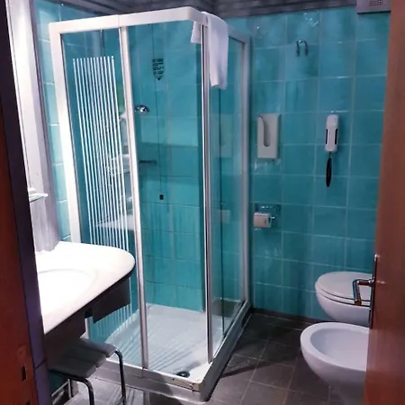 Hr Отель 3*